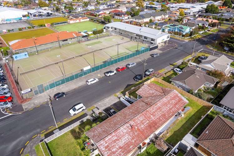 15 Queen Street Papakura_18