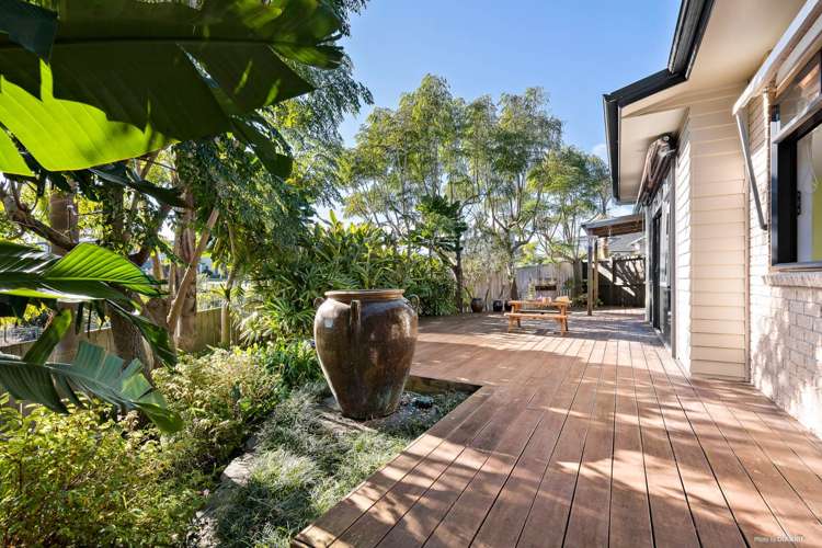 51 Pine Harbour Parade Beachlands_1