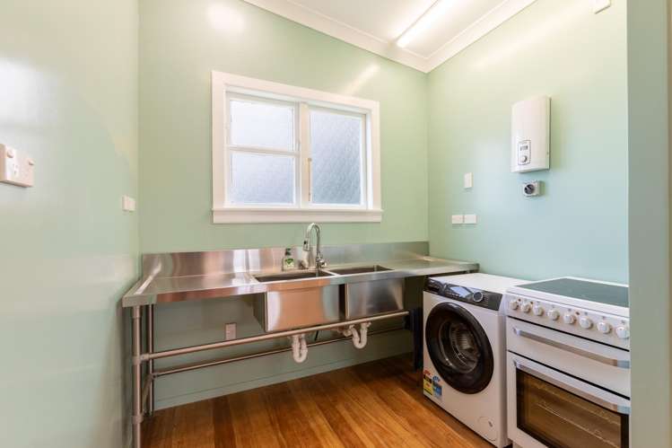 7 Coronation Street_5