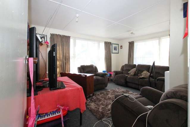 406 Huia Street Camberley_4