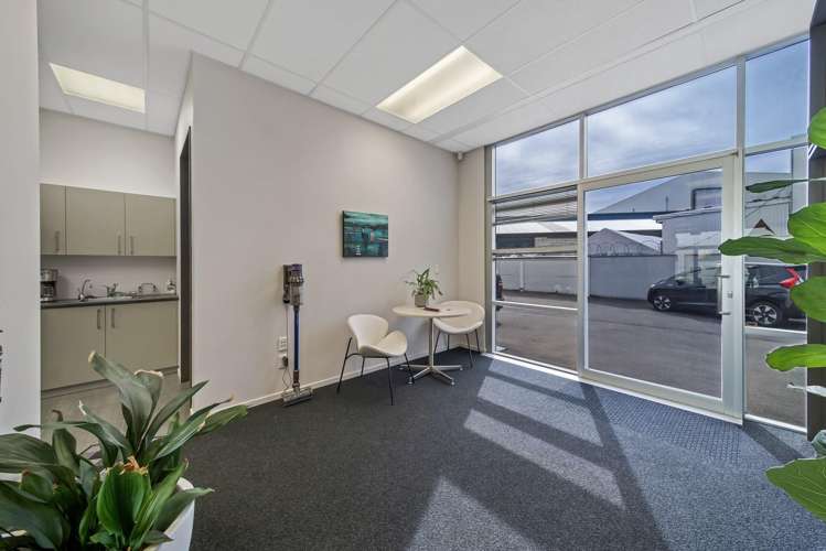 Unit 2, 506 Blenheim Road Sockburn_5