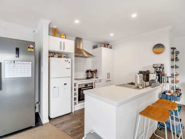 2/5 Jones Crescent Melville_2