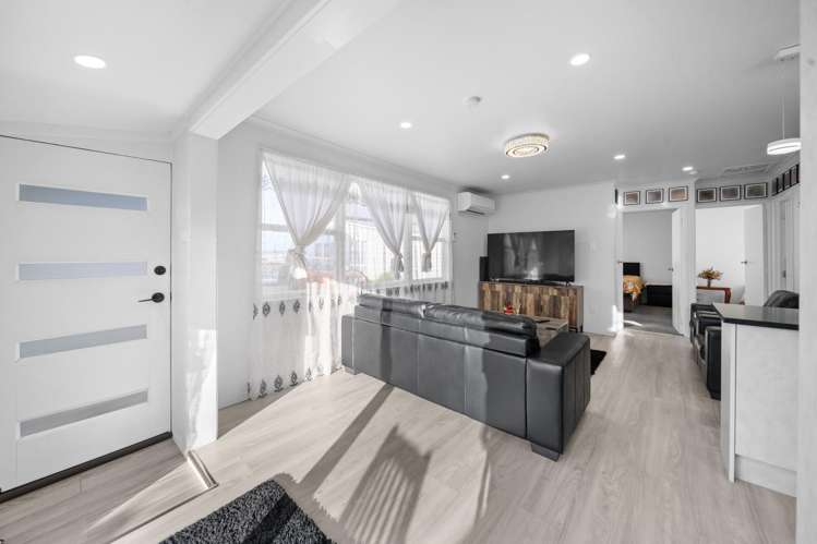 26c Christmas Road Manurewa_5