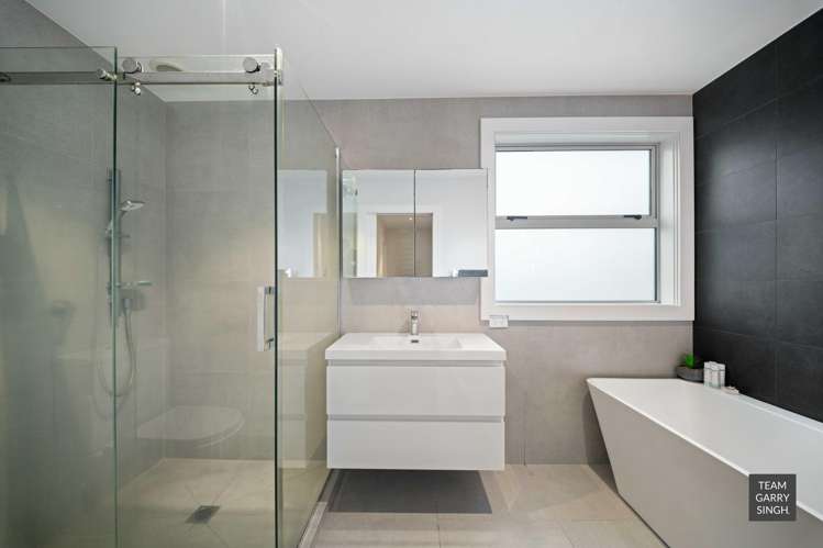 2A Eddowes Street Manurewa_15