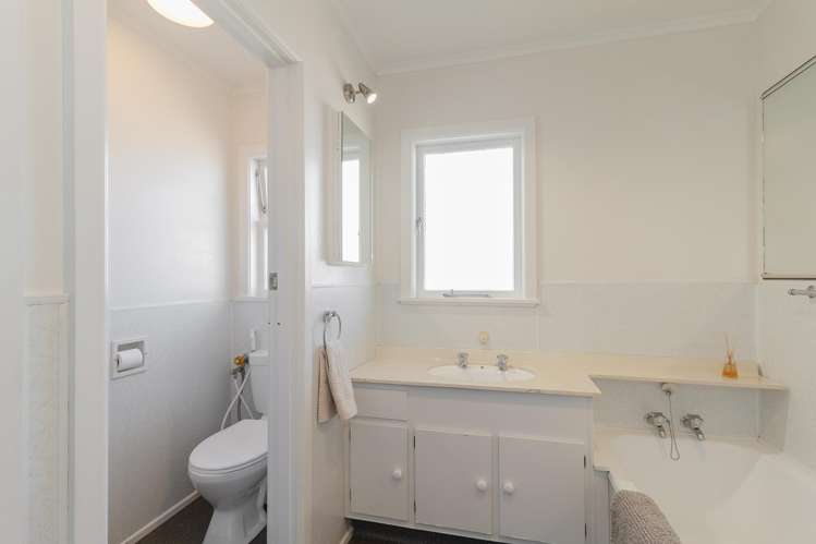 5 Dick Place Onekawa_11