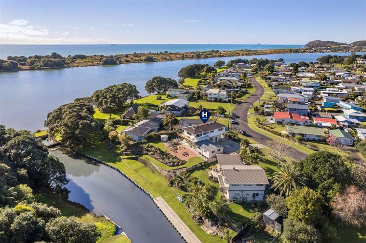 46 Roretana Drive Athenree_22