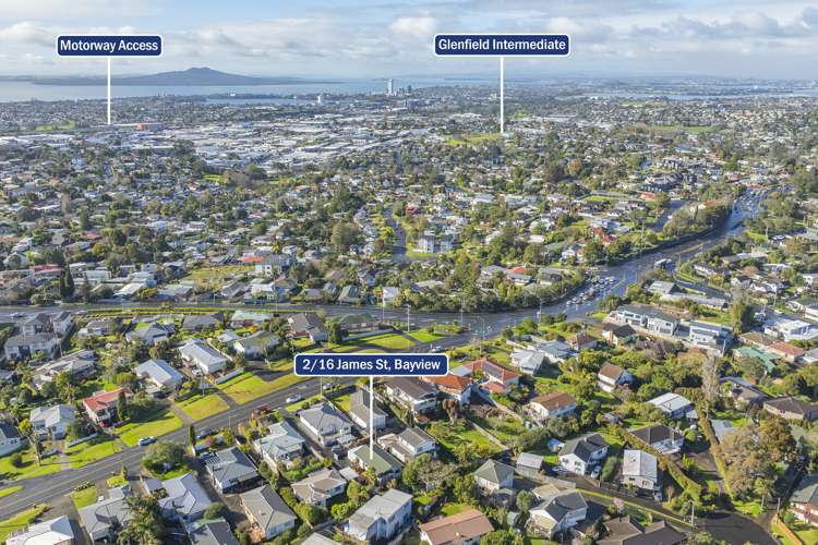 2/16 James Street Bayview_15