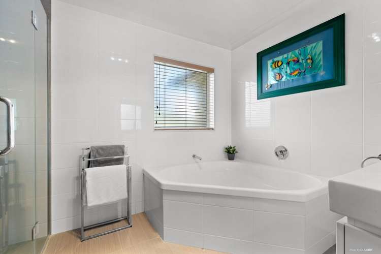 44 Constellation Avenue Beachlands_15