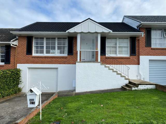 A Modern Classic In Prime Location