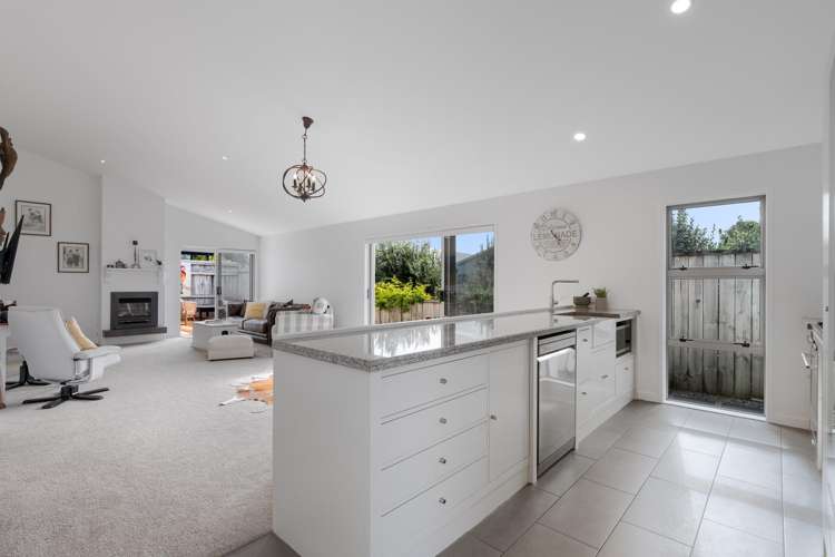 9 Alice Lane Papamoa_2