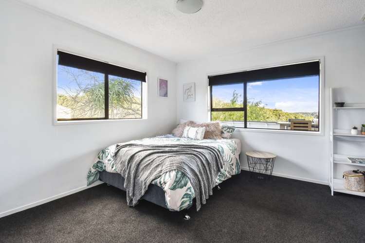 40 Eugenia Rise Totara Heights_10