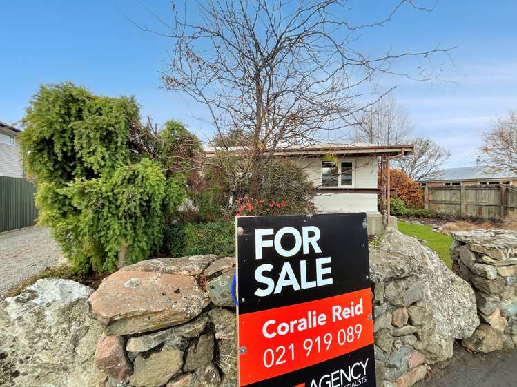 31 Maryburn Road Twizel_22