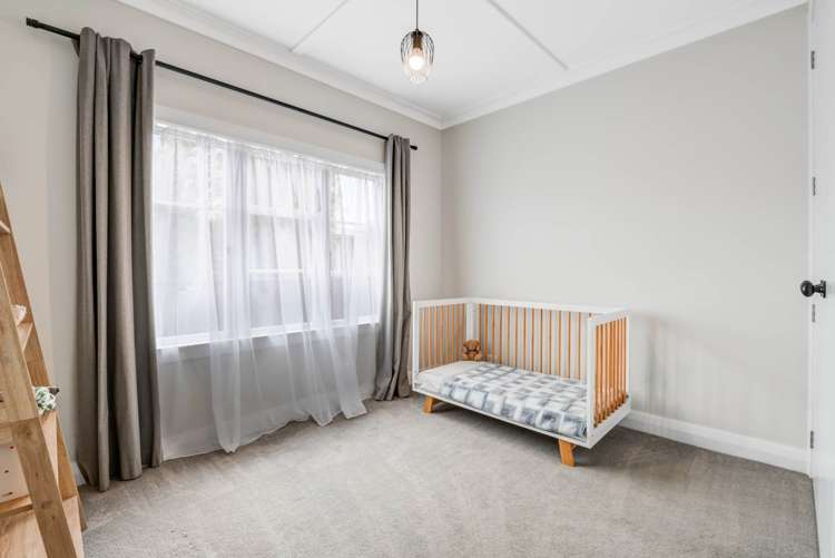 49a Parakai Avenue Helensville_19