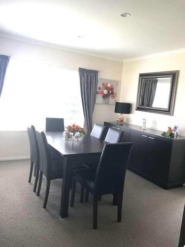 6 Newbliss Crescent East Tamaki Heights_3