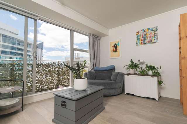 1603/430 Queen Street 10015_1