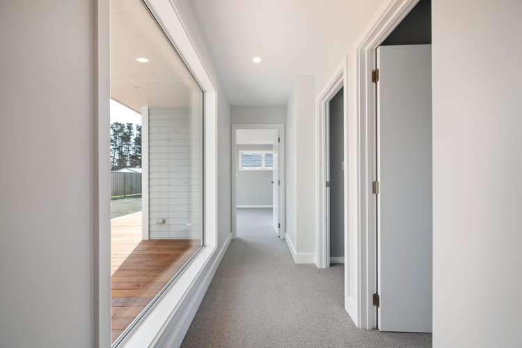 27 Plover Avenue Amberley_9