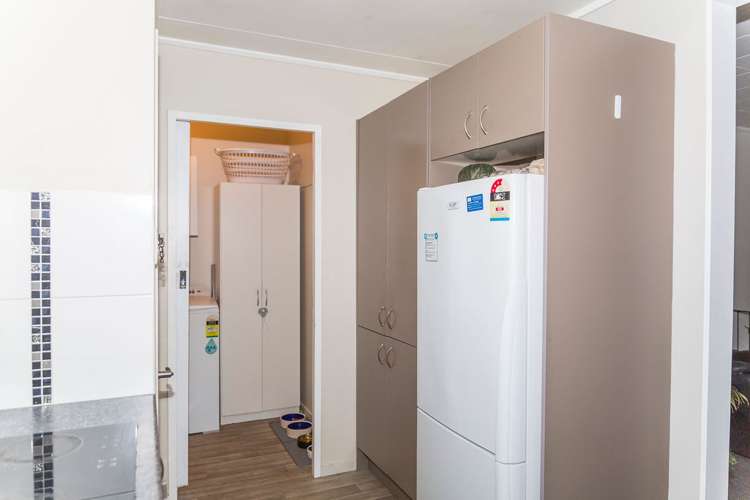 255 High Street Dannevirke_21