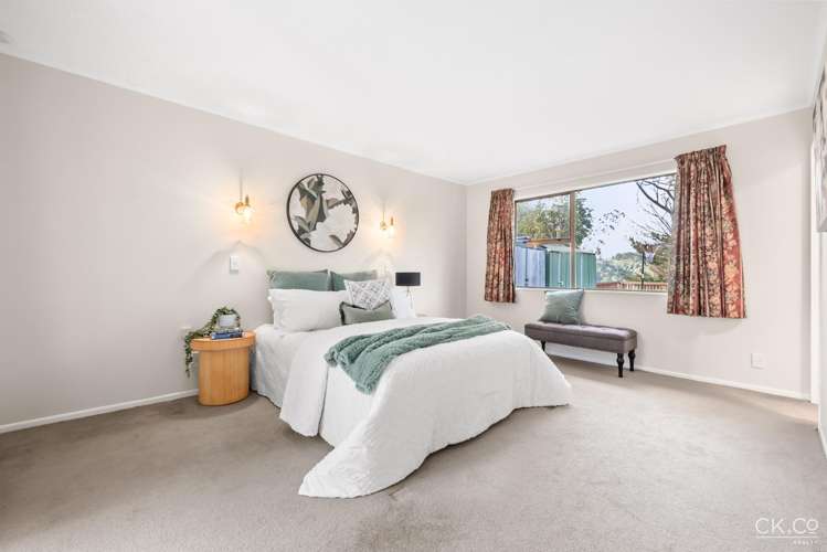 17 King Charles Drive Kingsley Heights_11