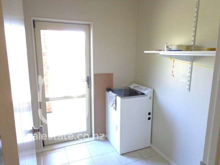 132 John Brooke Crescent East Tamaki Heights_12