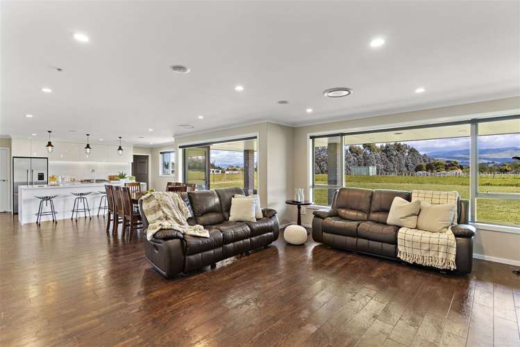 65 Andersons Line Carterton_10