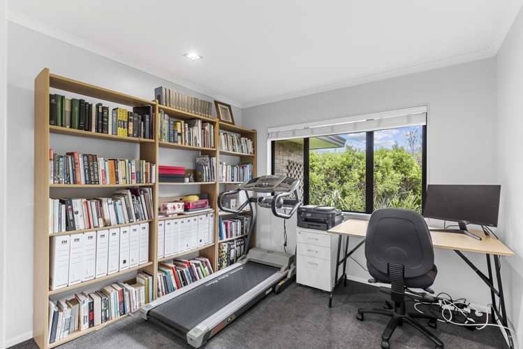 29 Johnstone Drive Fitzherbert_15