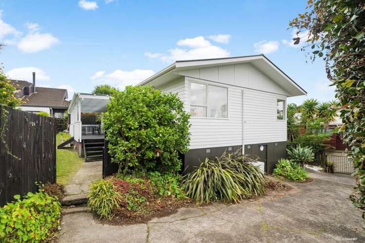 24 Kirby Street Glendene_17