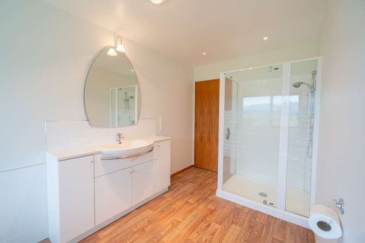 454b Te Anau Milford Highway Te Anau_13