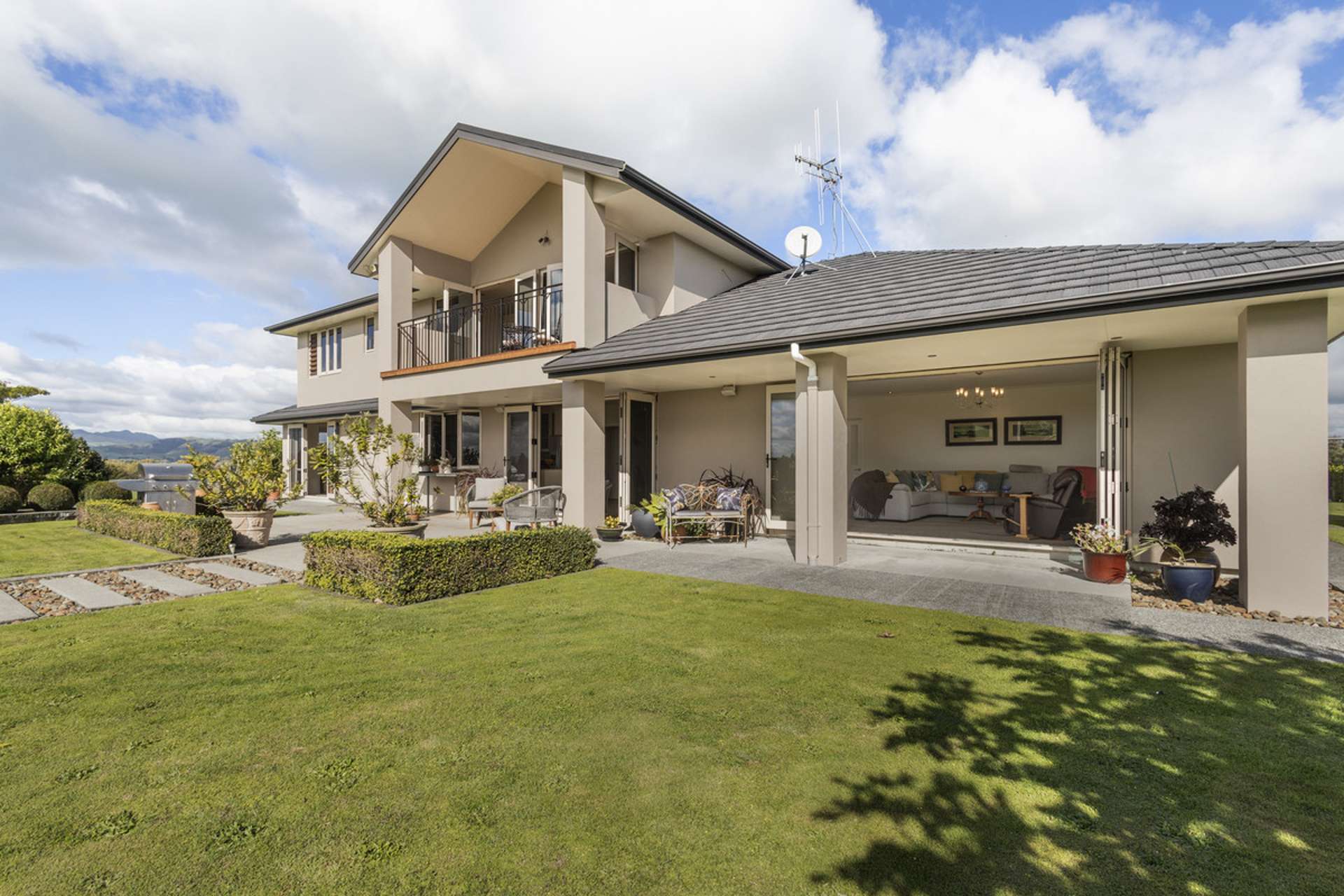 2459 Cambridge Road Te Awamutu_0