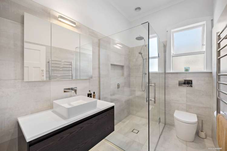 3 Erson Avenue Royal Oak_12