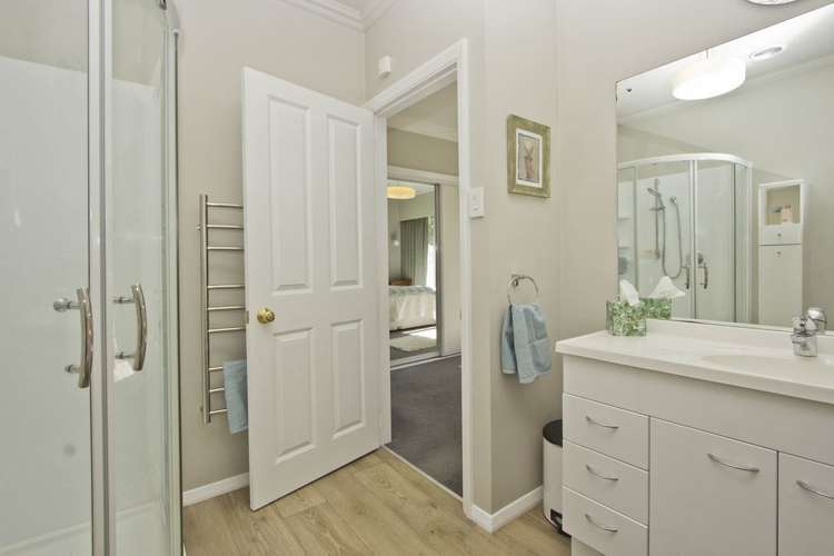 38 Wai-Iti Crescent Woburn_10