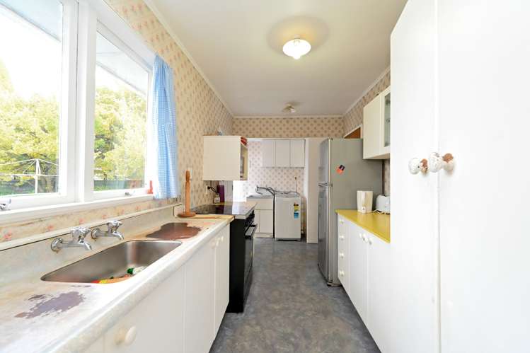 16 Oldham Avenue Onekawa_7