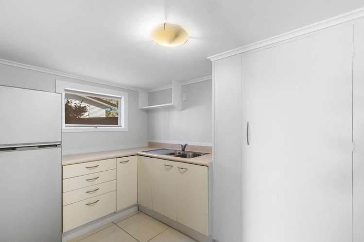 199 Waimumu Road Massey_20