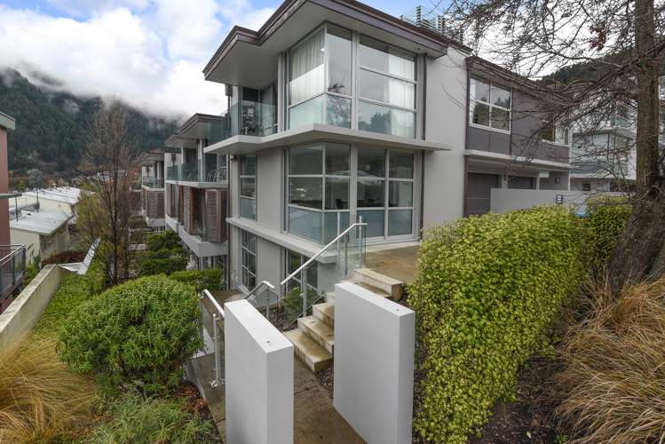 21/60 Hallenstein Street Queenstown_16