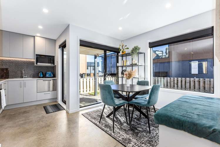 30 Astelia Way Woodridge_4