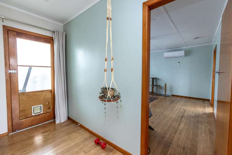 17 Station Road Paeroa_10