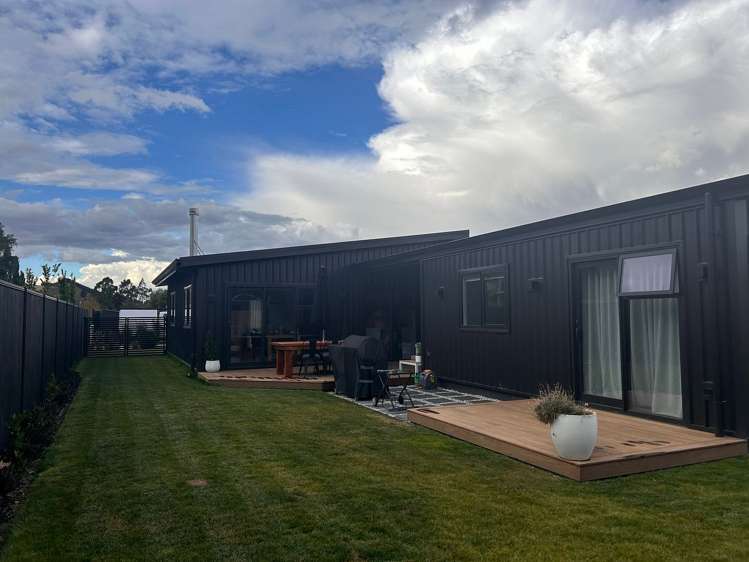 55 Magnum Drive Cromwell_12