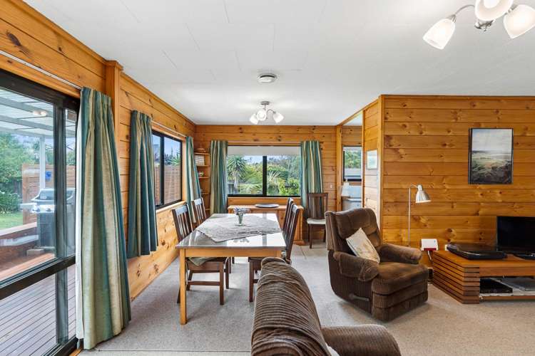 10 Langton Road Stanmore Bay_7