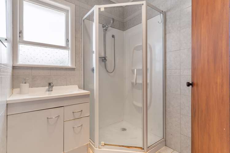 12 Glendene Avenue Glendene_11