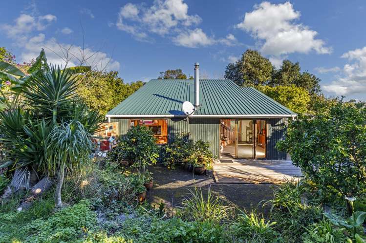 8 Morlie Place Torbay_21