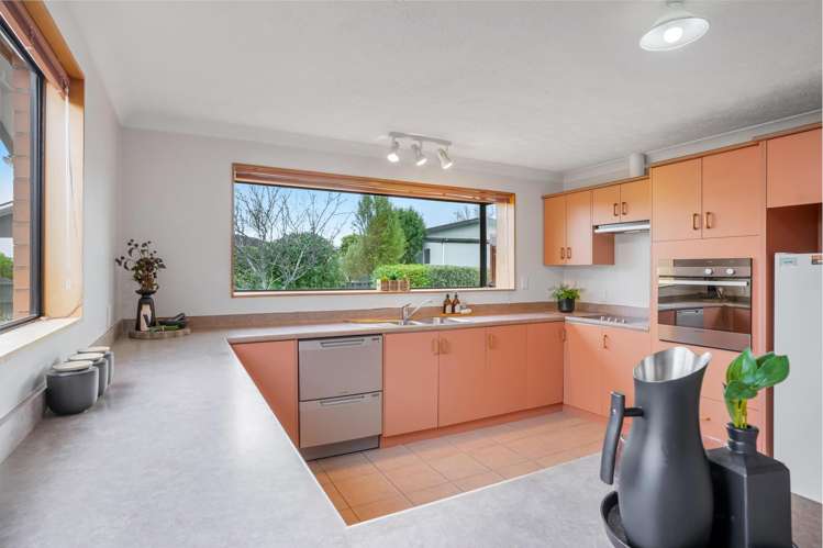 1 Niddry Crescent Winton_3