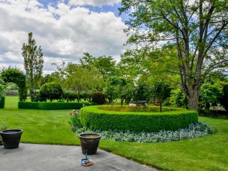 95 Amelia Place Leamington_5