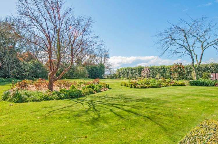 3 High Street Southbridge_19