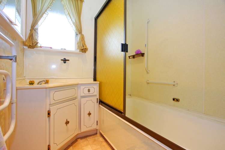 162 Russell Road Manurewa_6