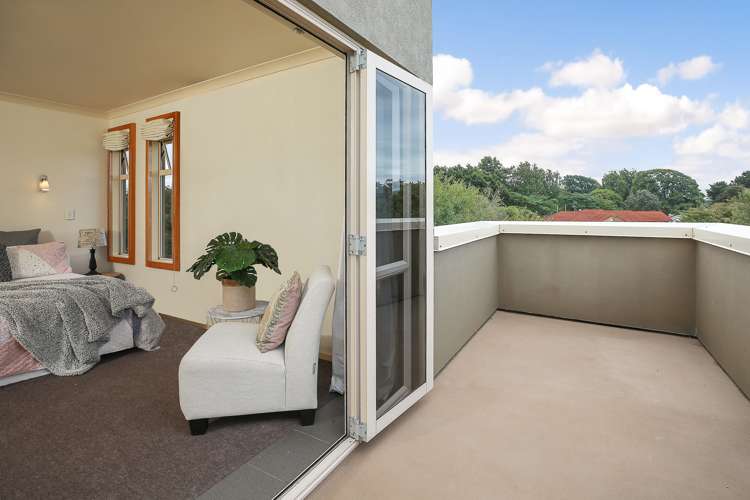 130 Holmwood Drive Ngahinapouri_12