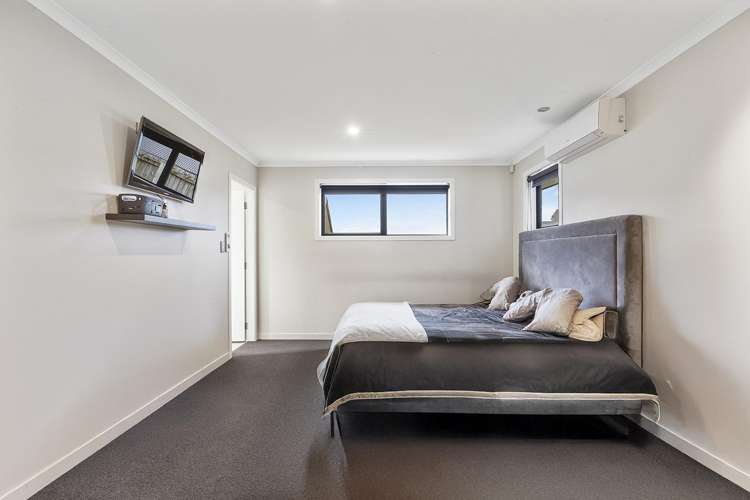 15 Carlingford Rise Dinsdale_10