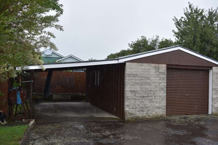 4 Chisholm Place Carterton_17