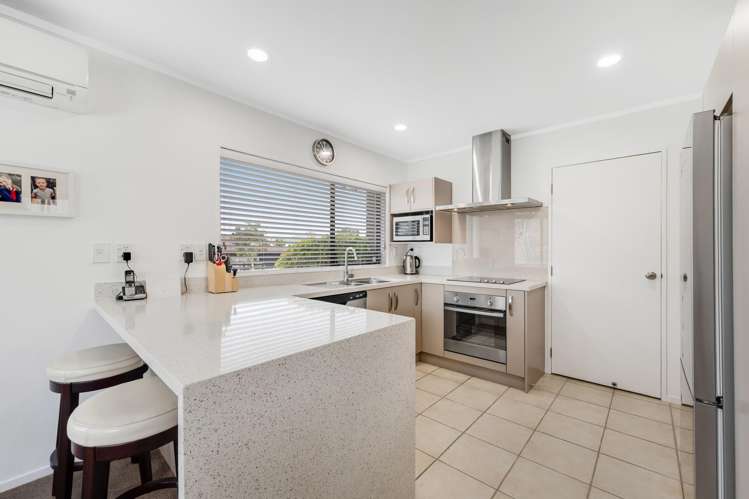 9A Nicholas Road Somerville_10