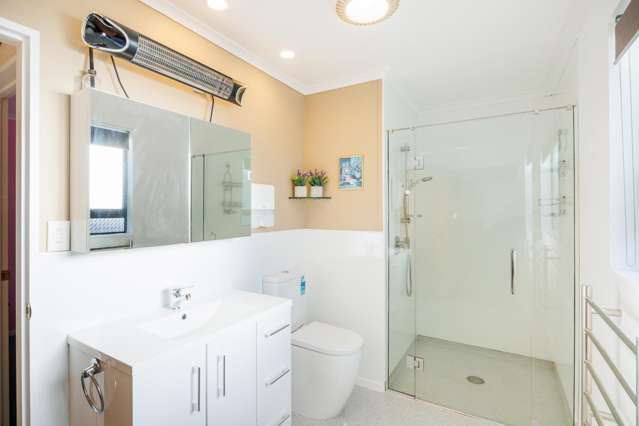 1 Wincanton Place Awapuni_2