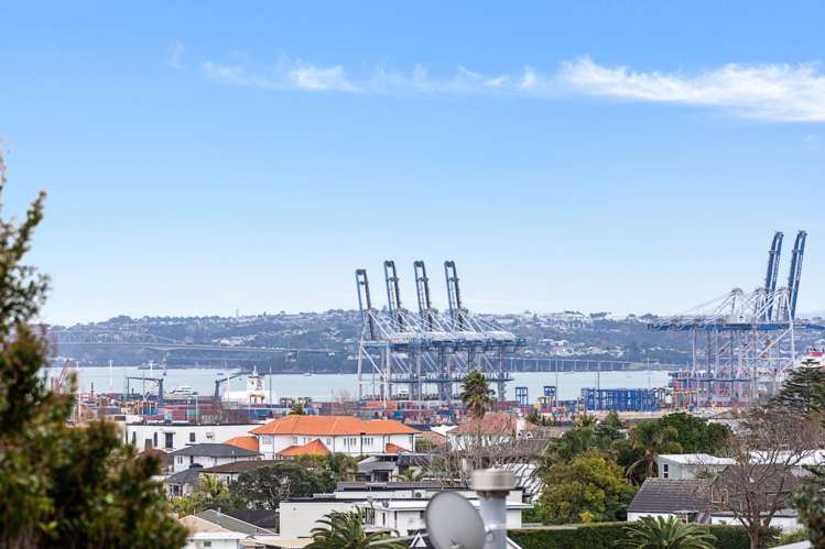 8/29-35 Coates Avenue Orakei_10