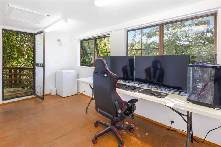 2 Ramsey Place Karori_19